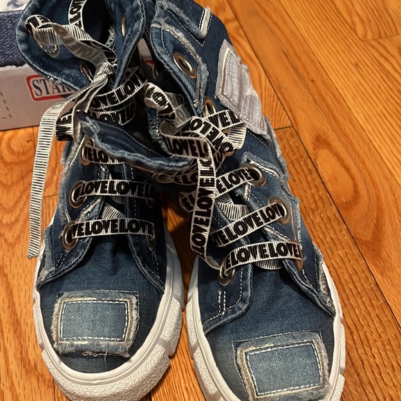 Cool booties - Picture 3 of 4